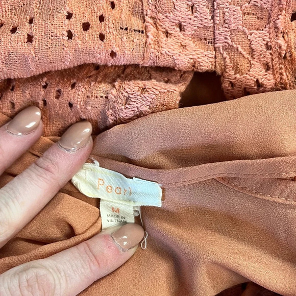 Pearl Tank Top - Picture 3 of 3